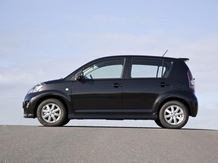  Daihatsu Sirion 2007 года  (фото 21 из 22)